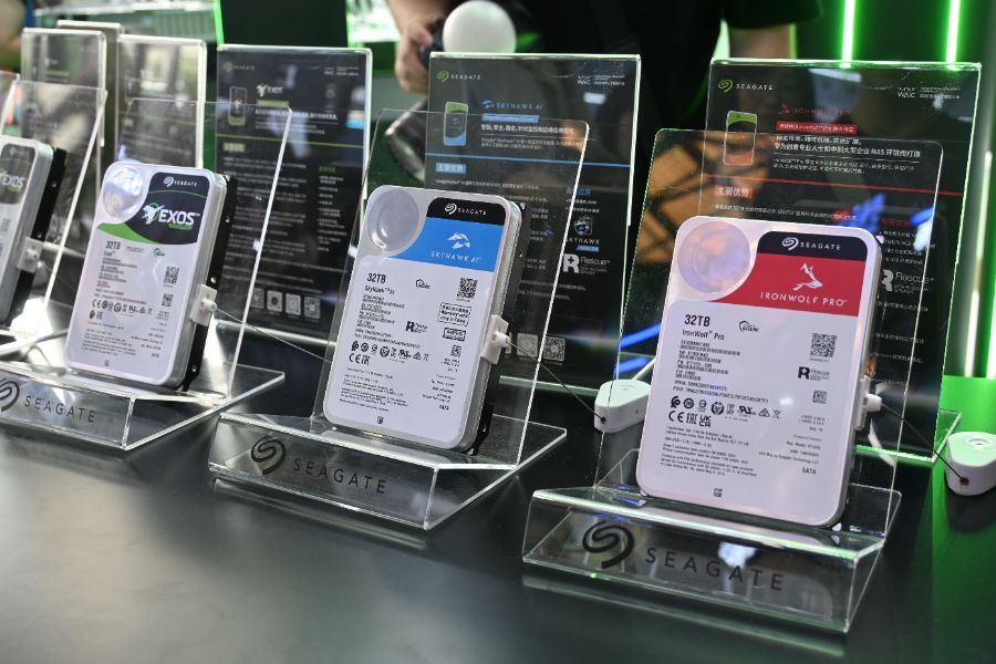 WAIC观察丨展台难觅存储三巨头,涨价影响却无处不在